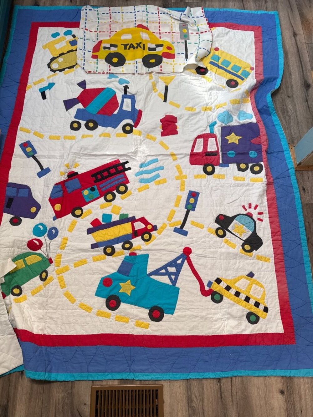 Kids Quilt Cars School Bus & Taxi Design Britannica Home Fashions 100% Cotton Sh